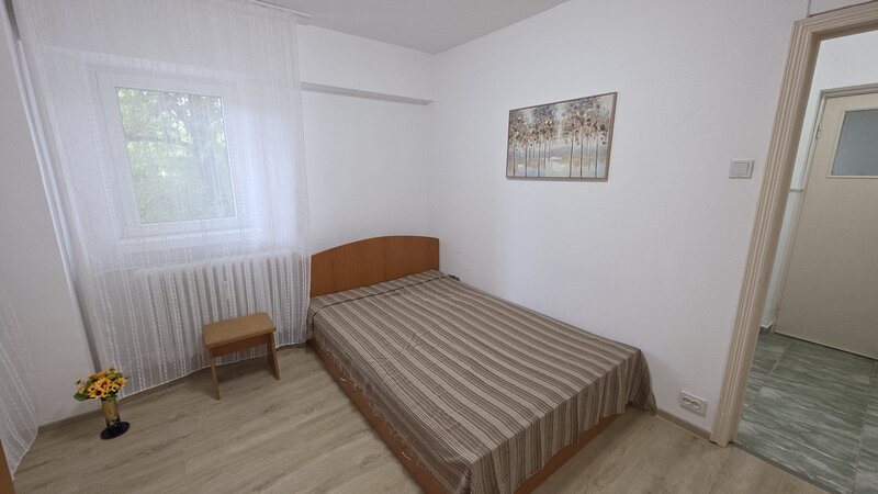 Pantelimon, Bd. Chisinau, Diham, Parcul National, semistradal