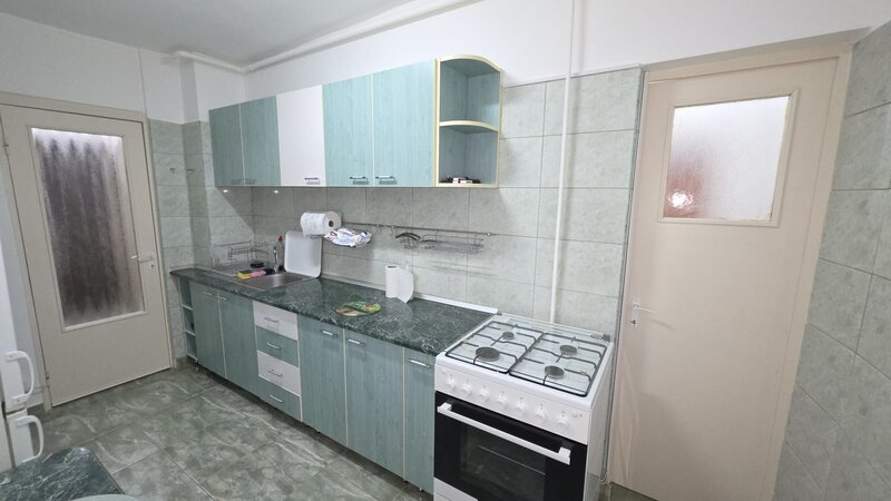 Pantelimon, Bd. Chisinau, Diham, Parcul National, semistradal